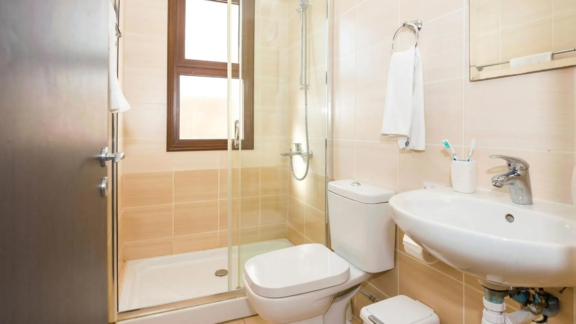 Villa Ioanna - 50M From Med Sea Ayia Napa