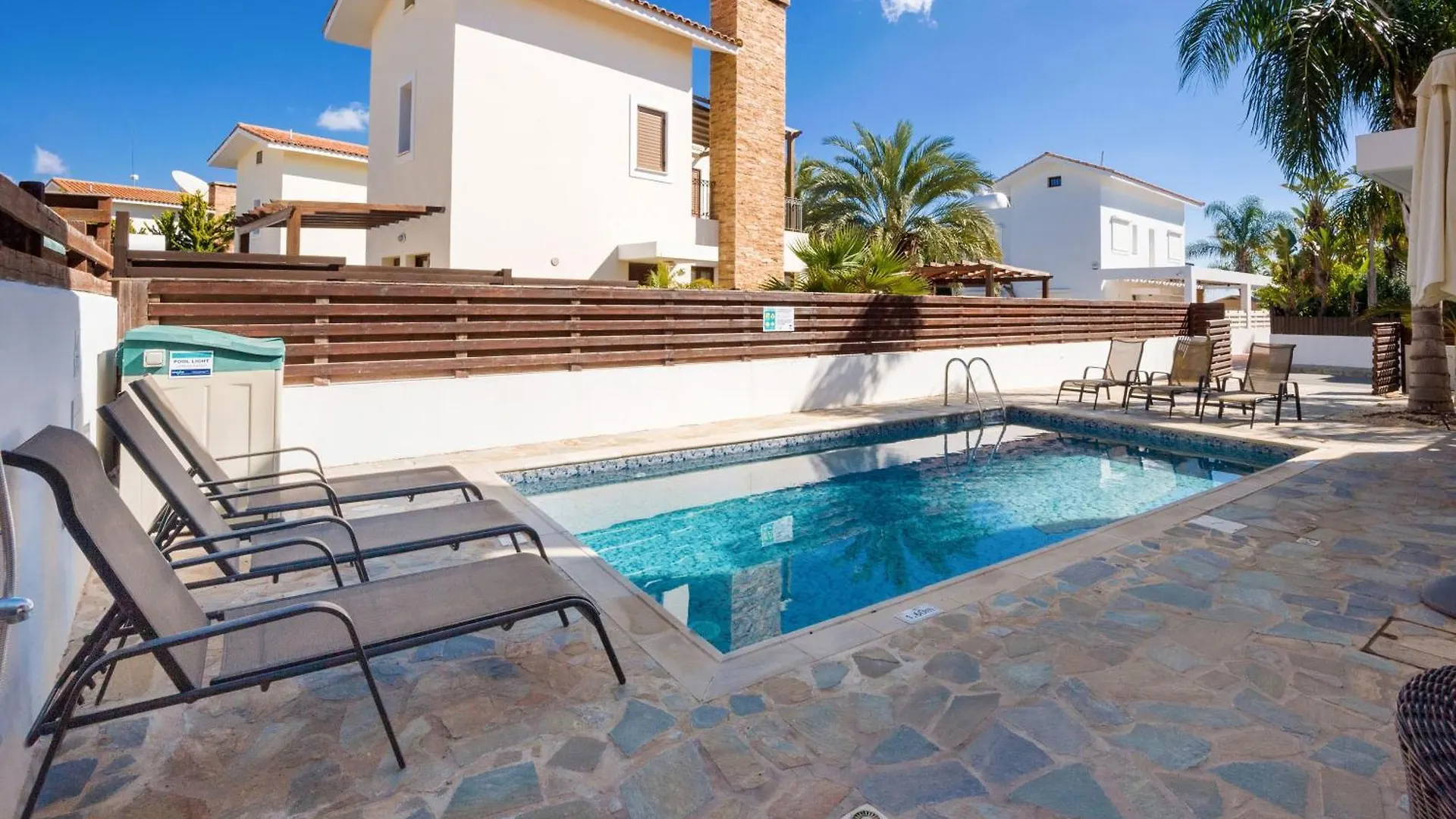 Semesterbostad Villa Ioanna - 50M From Med Sea Ayia Napa