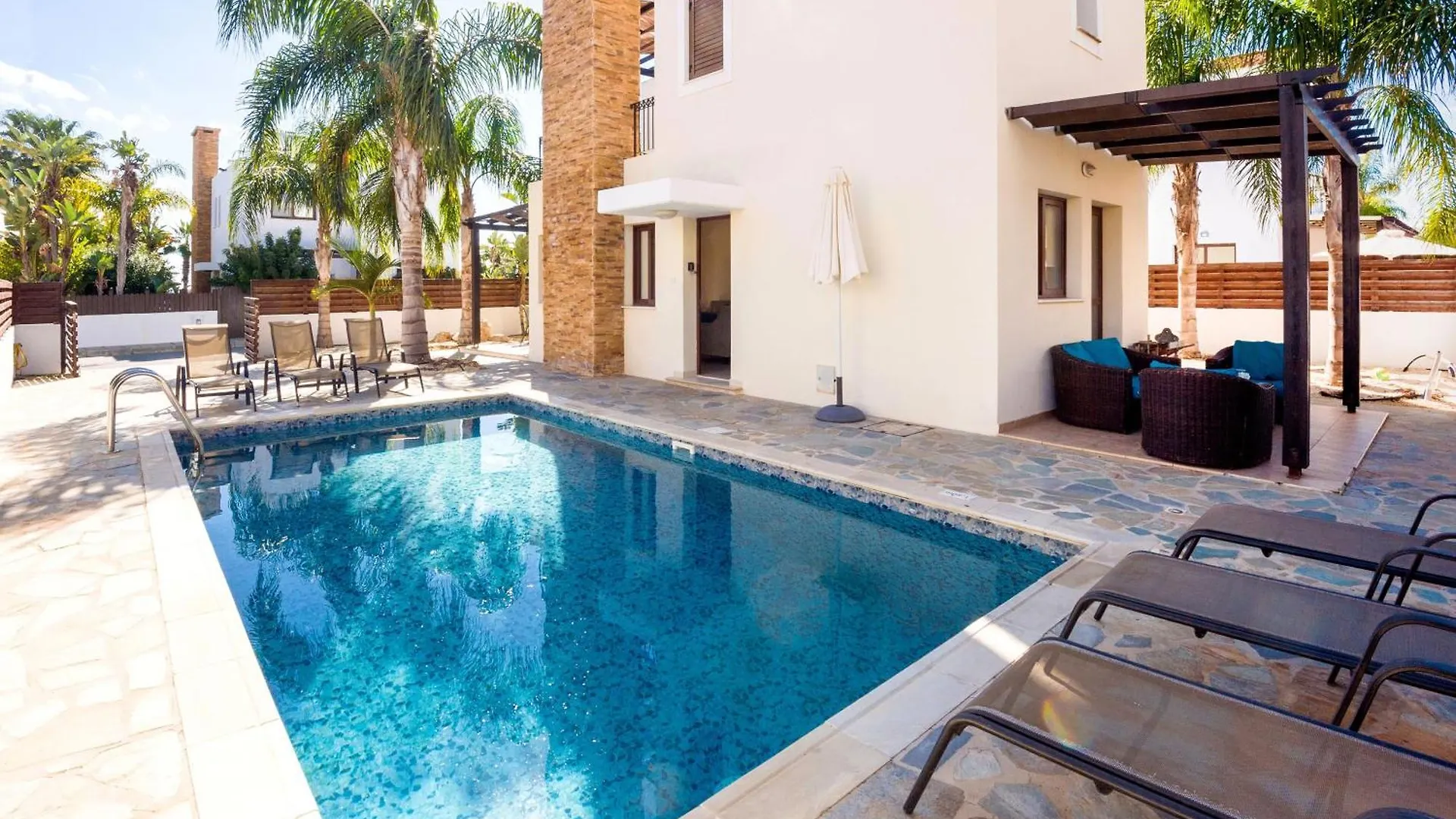 Villa Ioanna - 50M From Med Sea Ayia Napa